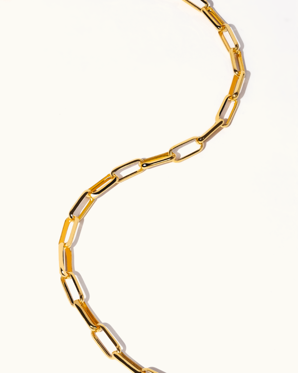 Paperclip Chain Necklace, Sleek Chain Necklace, 22k, Solid Gold Necklace, 916 Gold Necklace, 22k Gold Necklace,22k Gold Jewellery, 22k Solid Gold, 916 Solid Gold, 22k Gold Chain, 916 Gold Chain, Solid Gold Jewellery, Minimalist Gold Jewellery